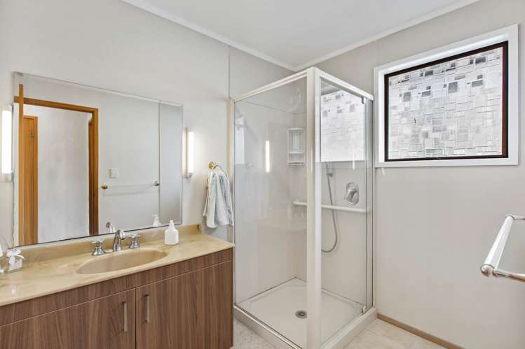 11a Garfield Road Helensville_12