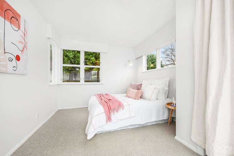 57 Longfellow Street Trentham_16