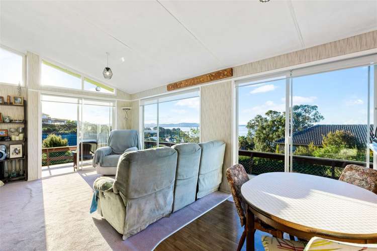 14 Vipond Road Stanmore Bay_6