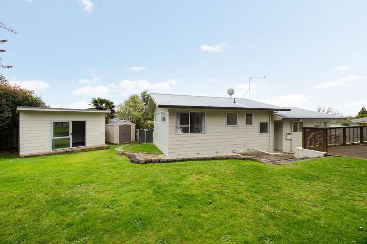 13 Edith Place Dinsdale_17