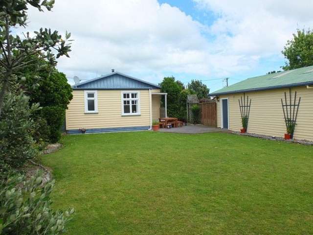 2 Hopcroft Street Foxton Beach_1