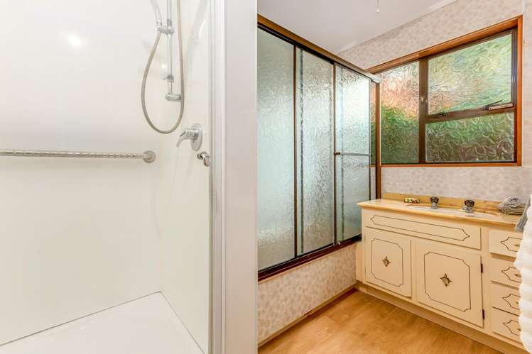 4 Nuffield Street Tawa_10
