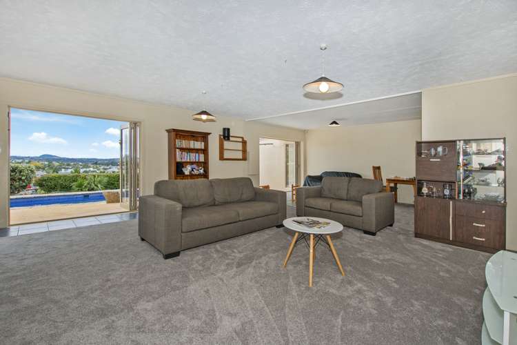 12 Barclay Place Kamo_21