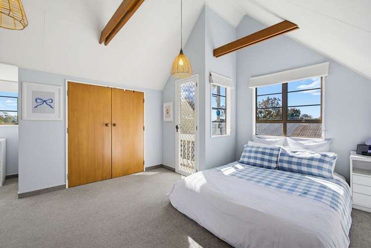 2/37 Middle Road Havelock North_21