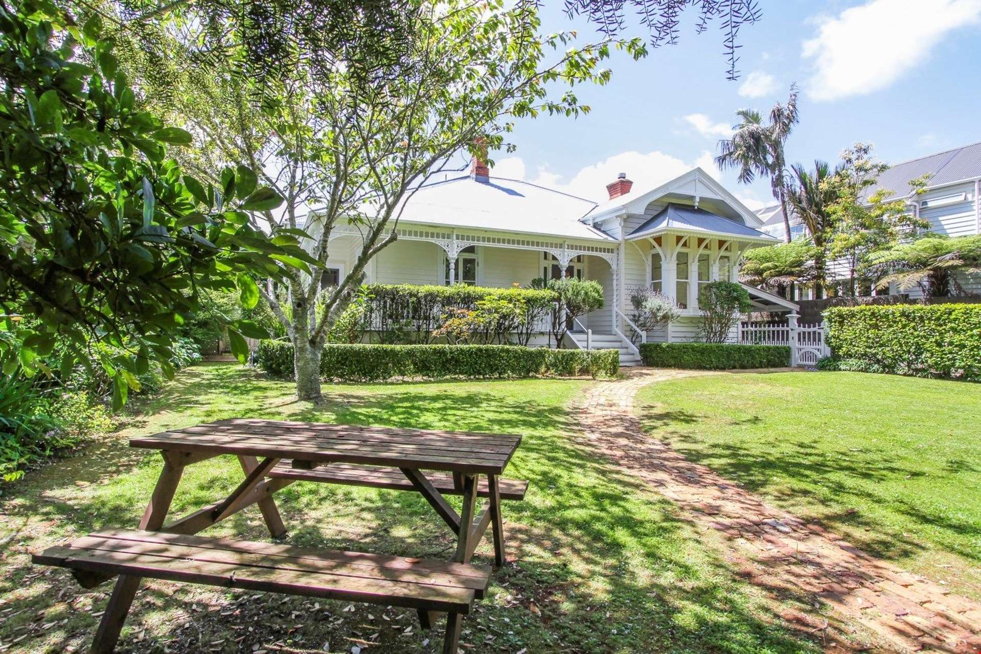 14a Coronation Road Epsom_0