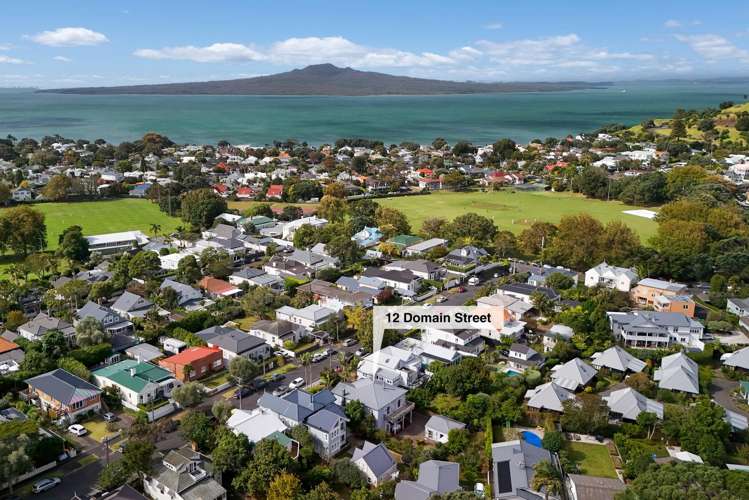 12 Domain Street Devonport_27