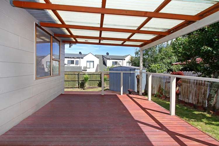 29 Kelman Road Kelston_13