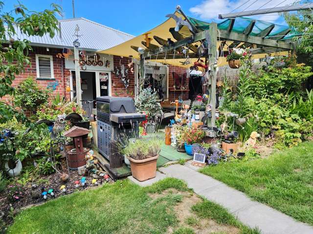 Calling Character Lovers