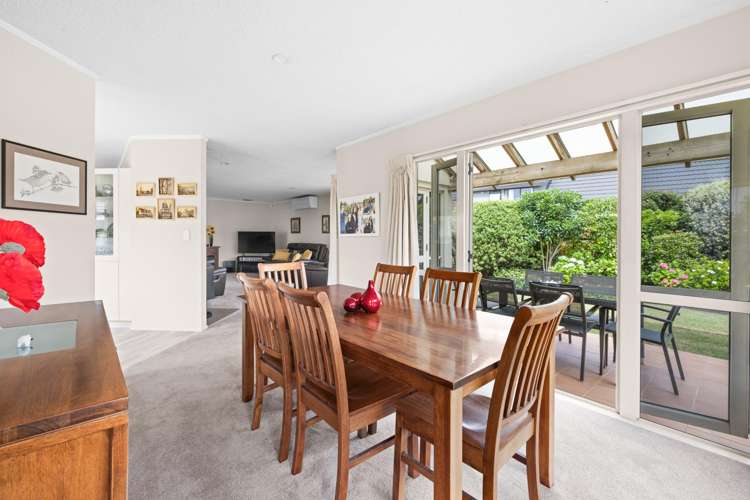 11 Bishops Close Greenmeadows_10