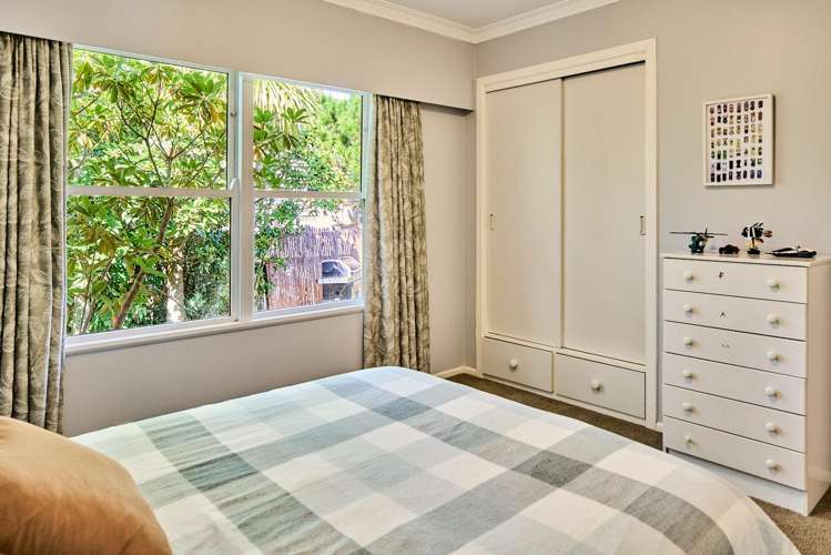 13 St Edmund Crescent Tawa_14