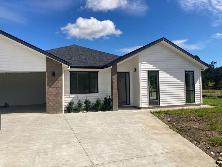 1373 East Coast Road Redvale_0