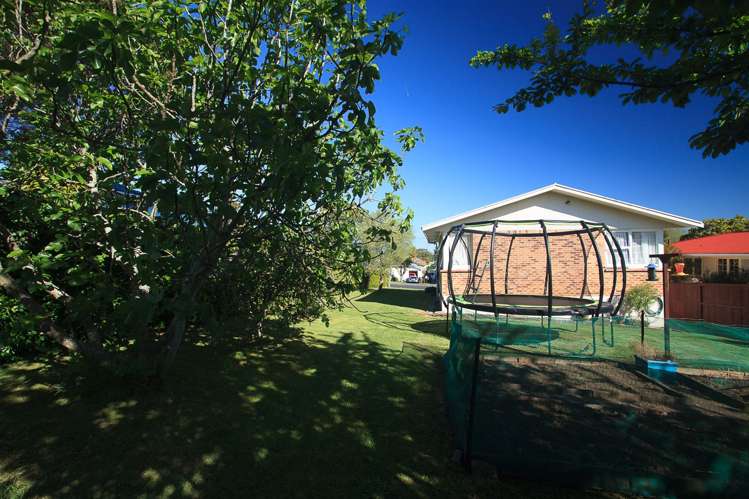 28 Coniston Avenue Te Atatu South_1