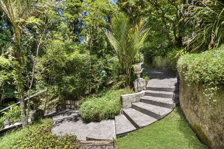 37 Park Road Titirangi_17