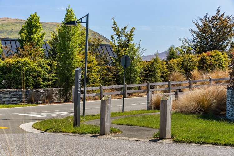 5 Falconer Rise Jacks Point_15