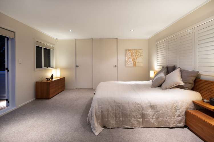 2/15 Newell Street Point Chevalier_22