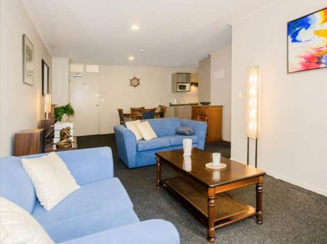 2f/1 Wadier Place Henderson_3