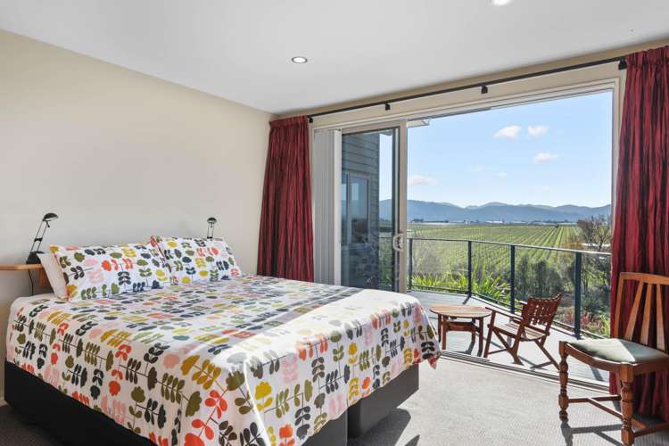 12 Lake View Place Fairhall_17