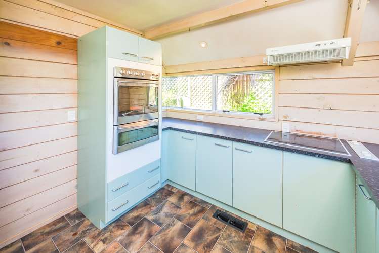 6 Montgomery Road Otamatea_6