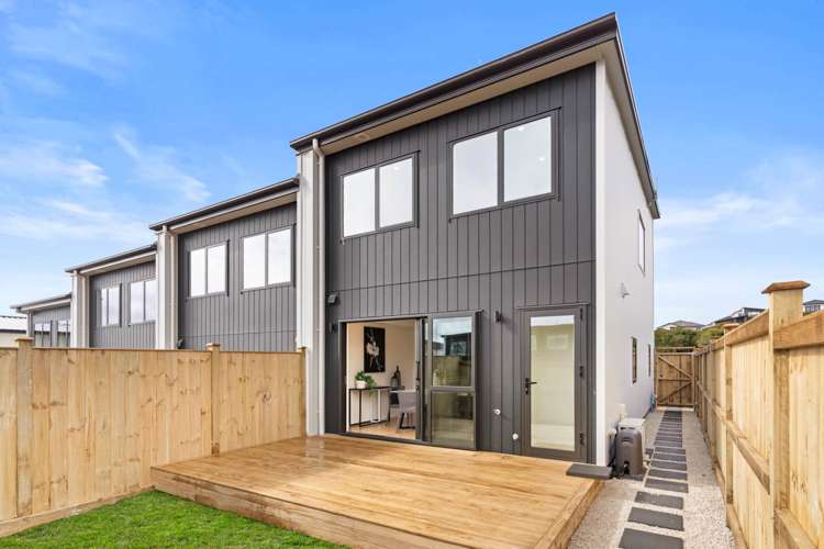 21 Sagitta Drive_2