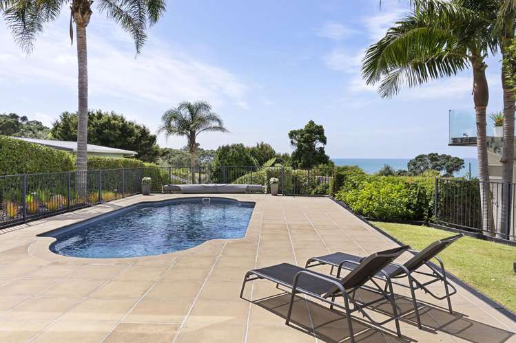 73 Churchill Road Murrays Bay_9