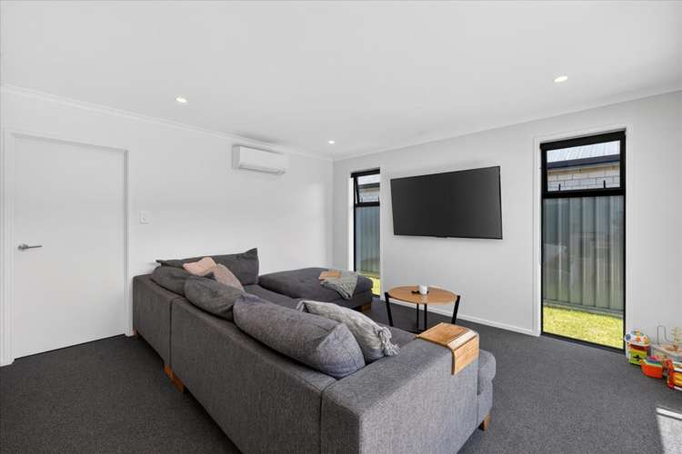 46 Hammick Crescent_4