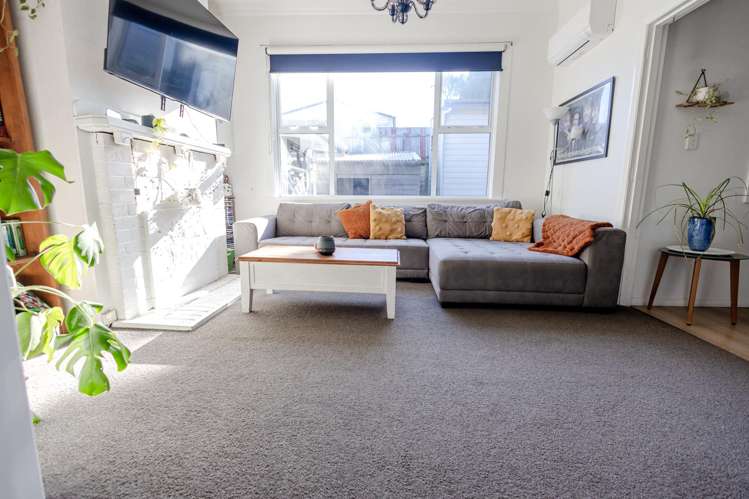 150 Stafford Street Hokitika_6