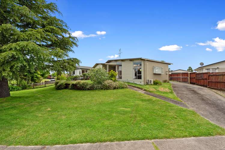 7 Irene Crescent Dinsdale_10