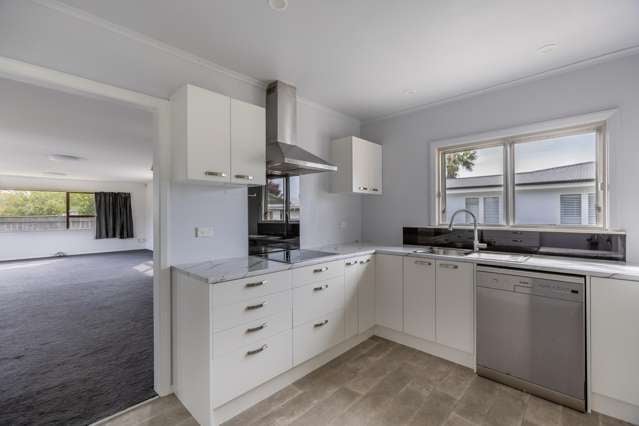 Versatile Family Home in Prime Location