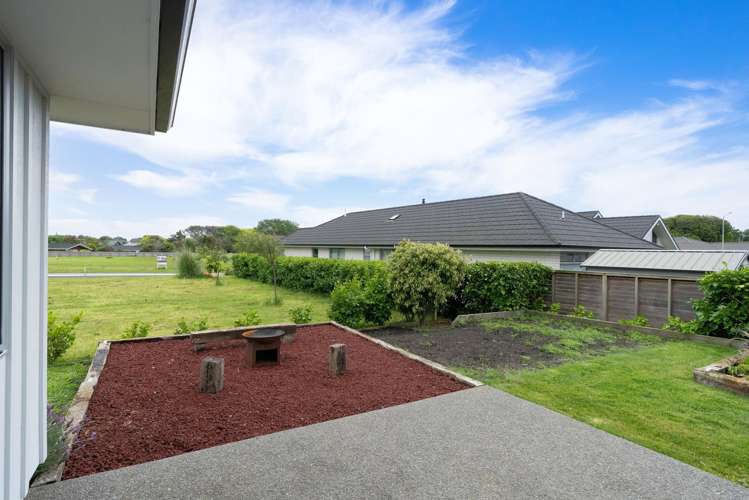 6 Albizia Grove Waikanae_21