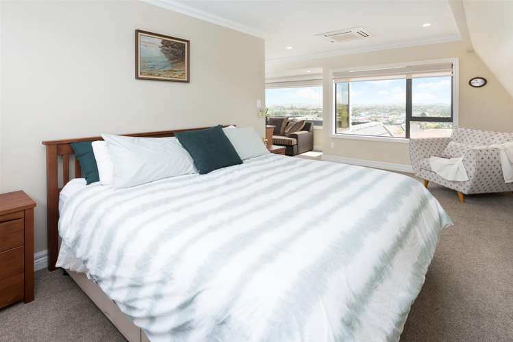 7 Pitlochry Place Highland Park_8