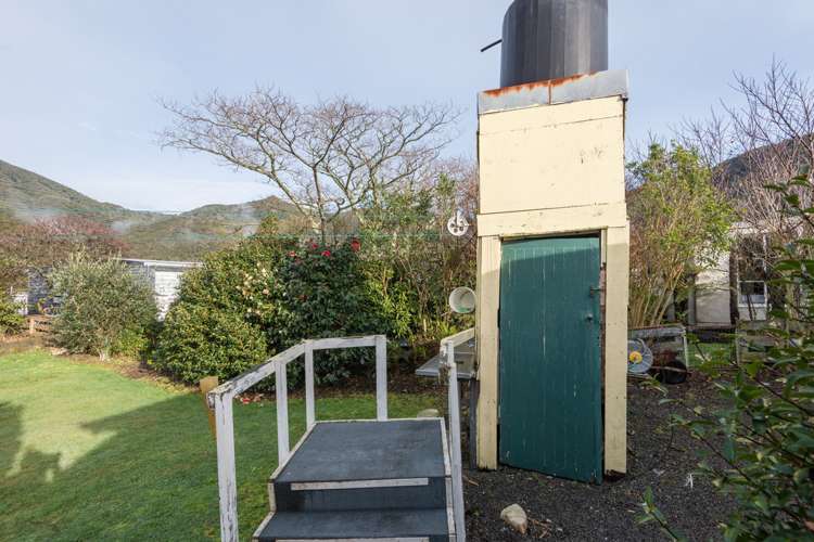 14 Esplanade Okiwi Bay_25