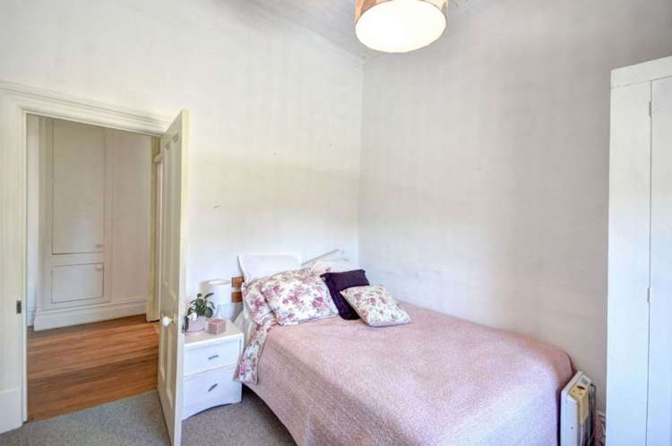 1215 Centre Road Henley_14