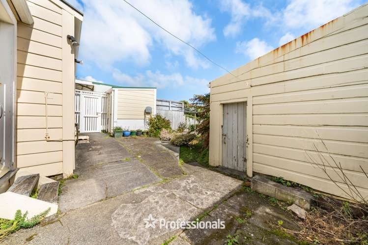 244 Rintoul Street Berhampore_24