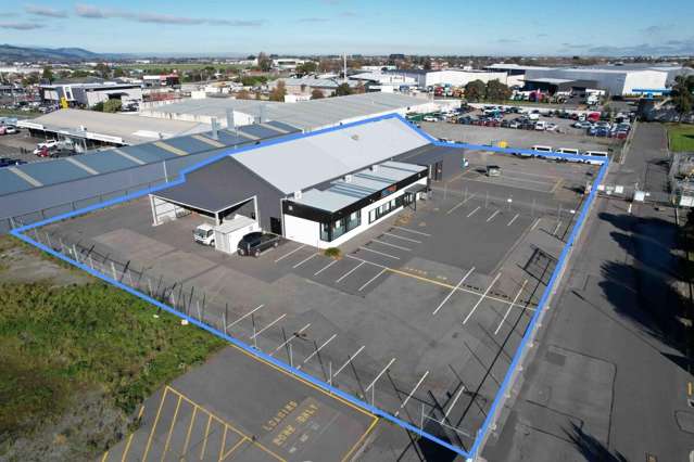 Modernized Warehouse with Huge Yard in Sockburn