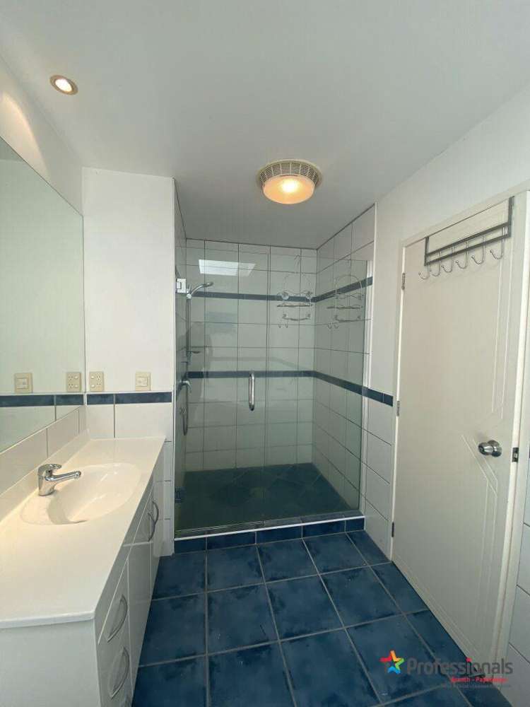 18 Murphys Road Flat Bush_17