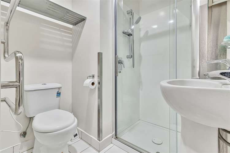 327/72 Nelson Street Auckland Central_7