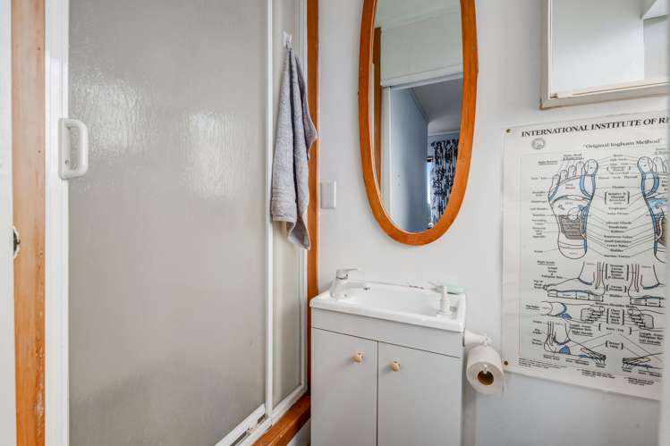 29a Little Barrier Avenue Manly_20