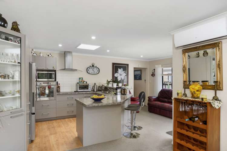 8c Church Street Katikati_5