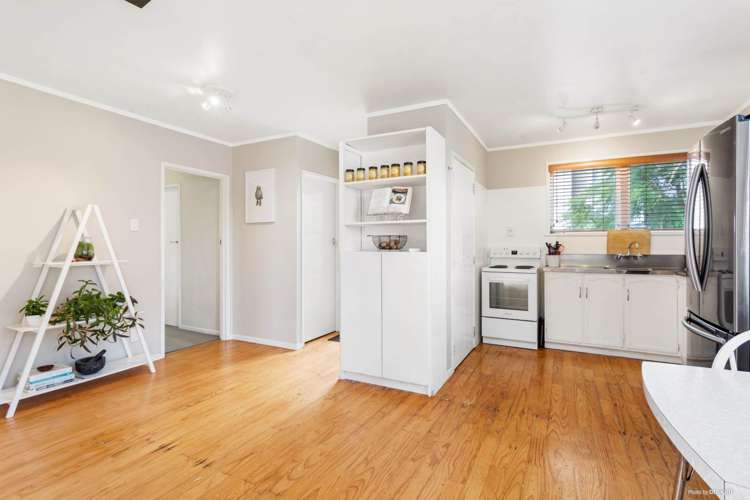 85 Lauderdale Road Birkdale_5