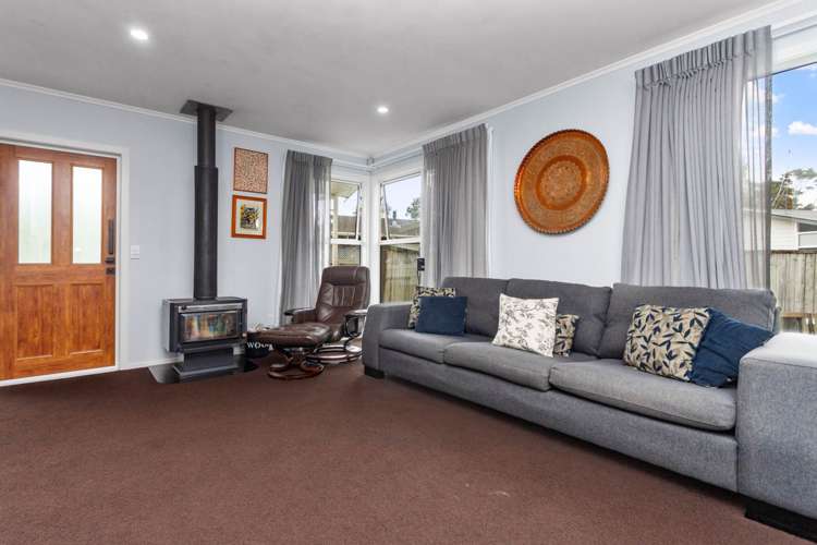 9 John F Kennedy Place Glen Eden_18