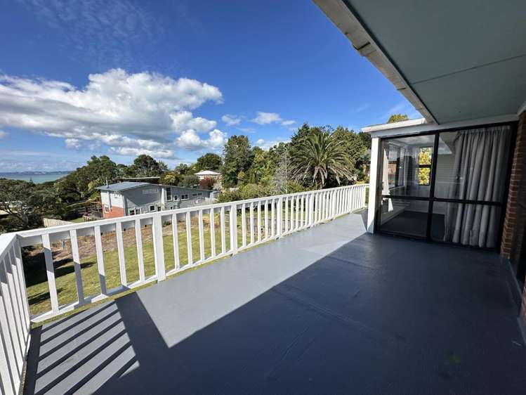 3 Bleakhouse Road 10688_16