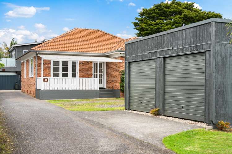 31 Woodward Road Mount Albert_2
