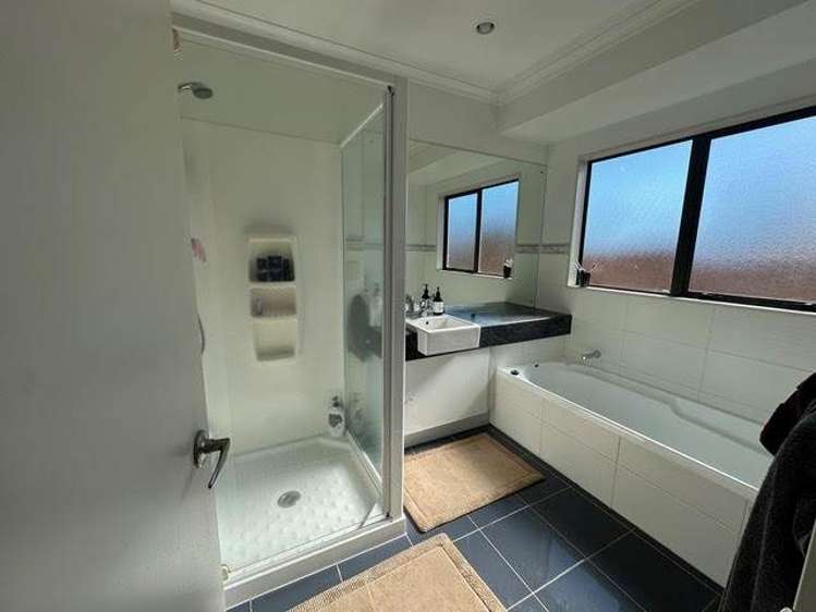 31 Turnberry Drive Wattle Downs_8