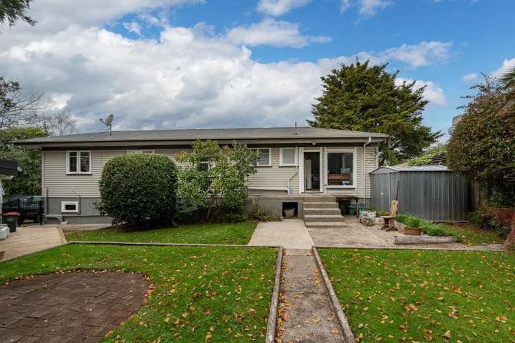 114 Tuhikaramea Road Dinsdale_27