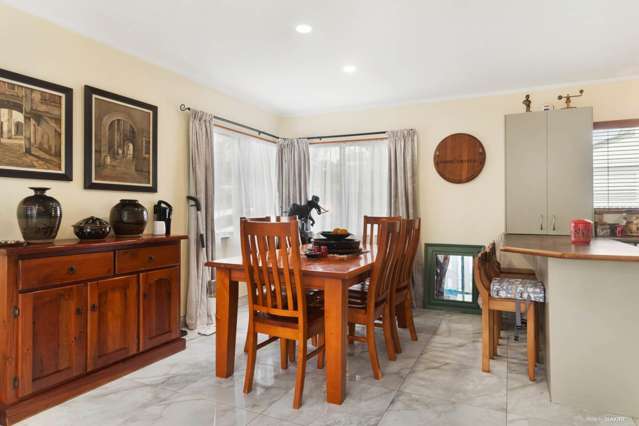 2/6 Wilkinson Way Browns Bay_4
