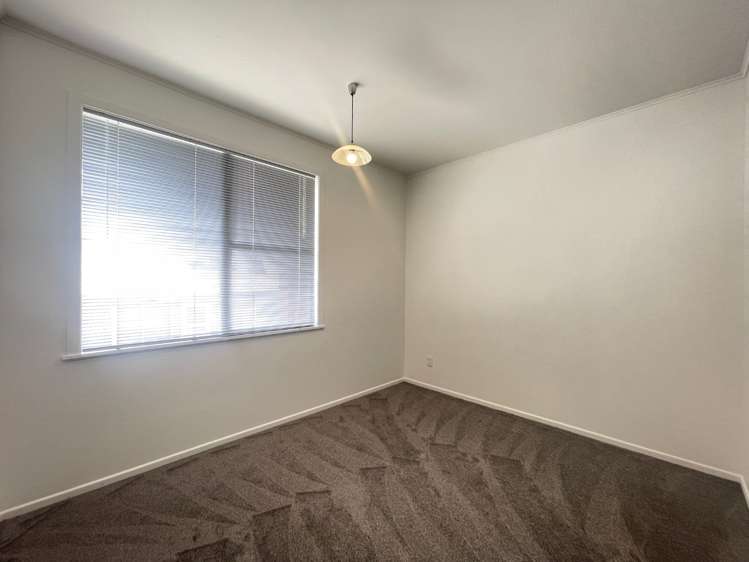 33 Aeroview Drive Beach Haven_9