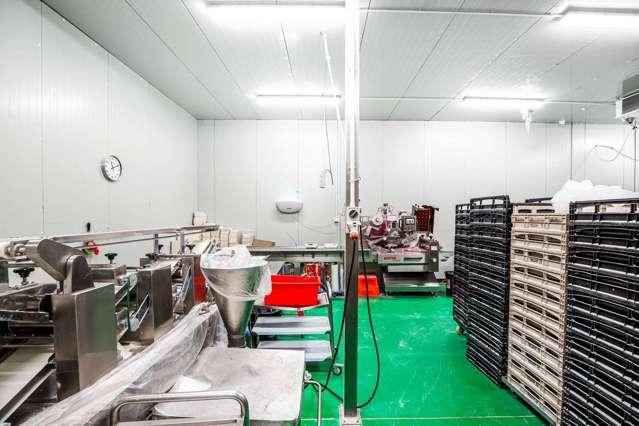 Unit 3/33-35 Waipareira Avenue Henderson_4