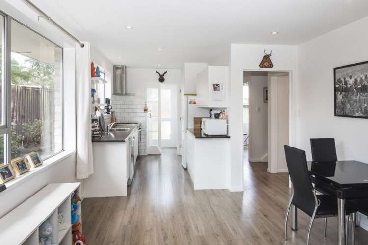 2/72 Lakewood Drive Burwood_2