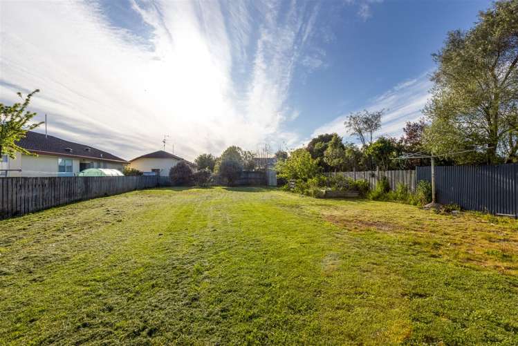 1/40 Hutcheson Street Blenheim_3