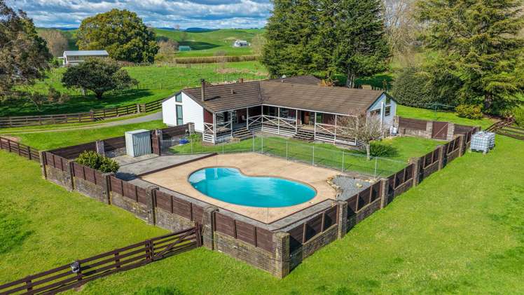 8 Innes Road Lichfield_0
